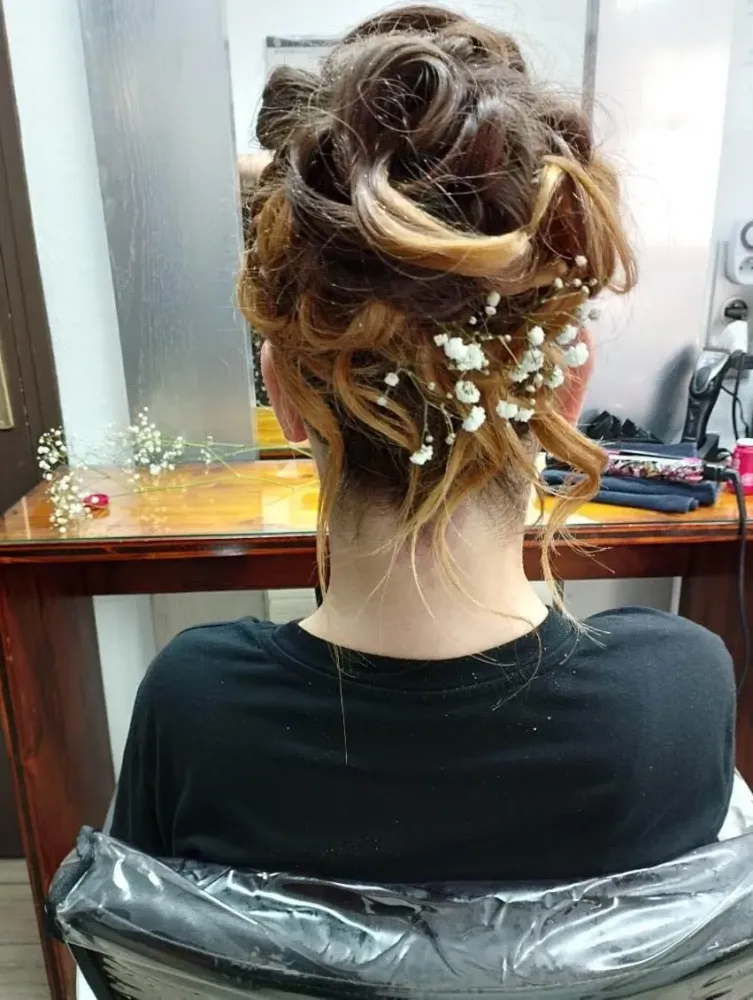 Coiffure évènemenwebp