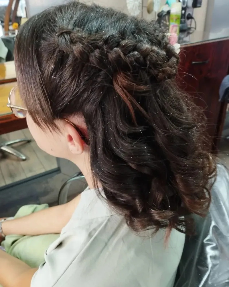 Coiffure évènemenwebp