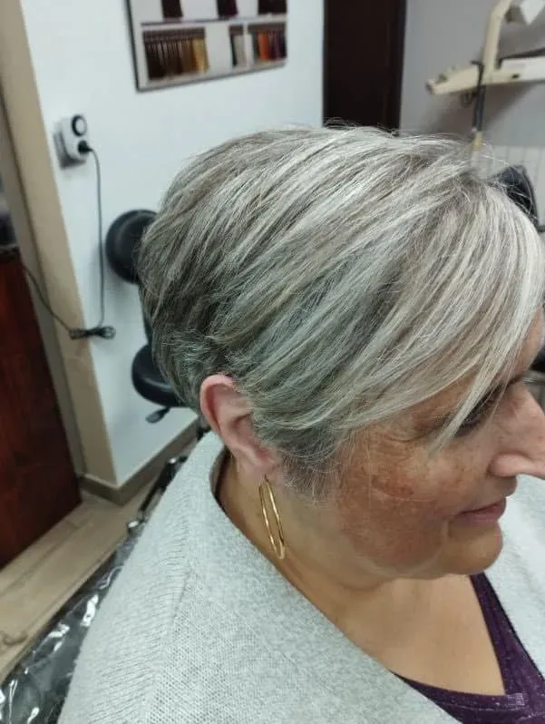 Coupe, coiffure & brushing